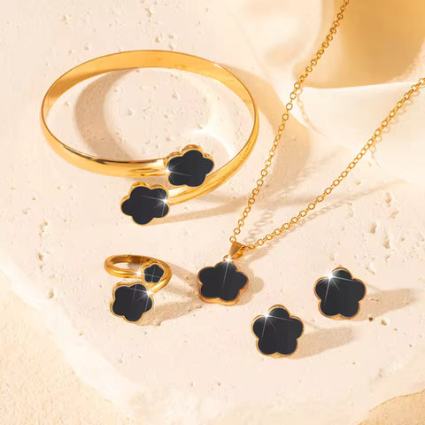 Elegant Lucky Black Clover 5-Piece Fashion Jewelry Set Women Fashion Accessory