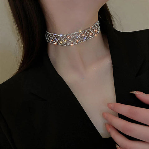 Sparkling Silver Hollow Mesh Style Geometric Crystal Short Chain Choker Necklace Statement Fashion Jewelry