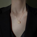 Trendy Golden 2 Way Magnetic Openable Heart Shaped Clavicle Chain Pendant Charm Necklace